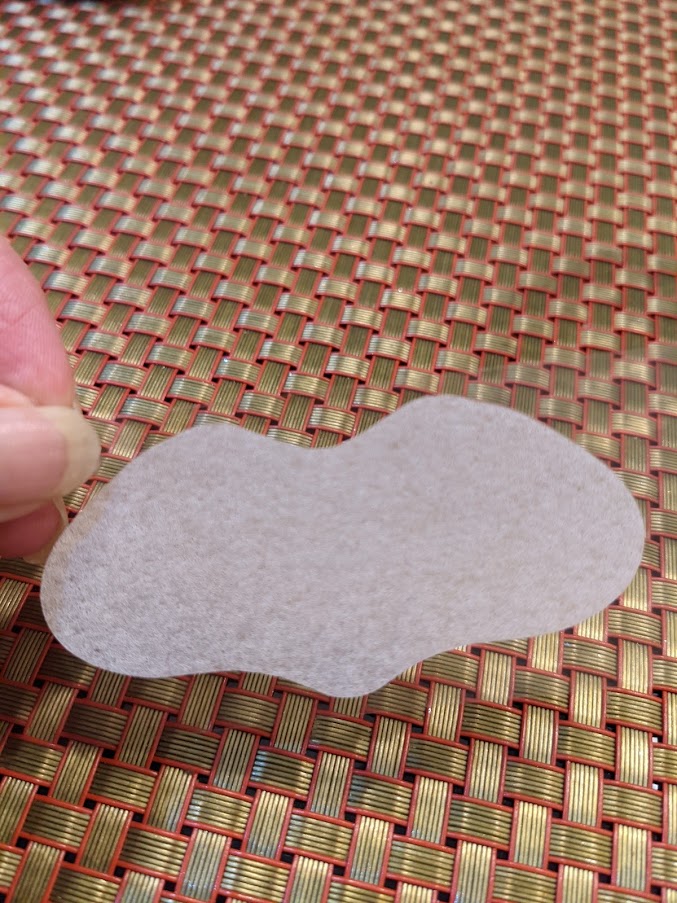 鼻に先に貼るシート