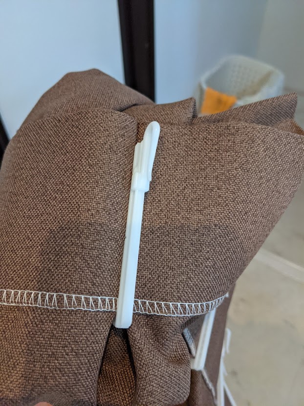 カーテンフック